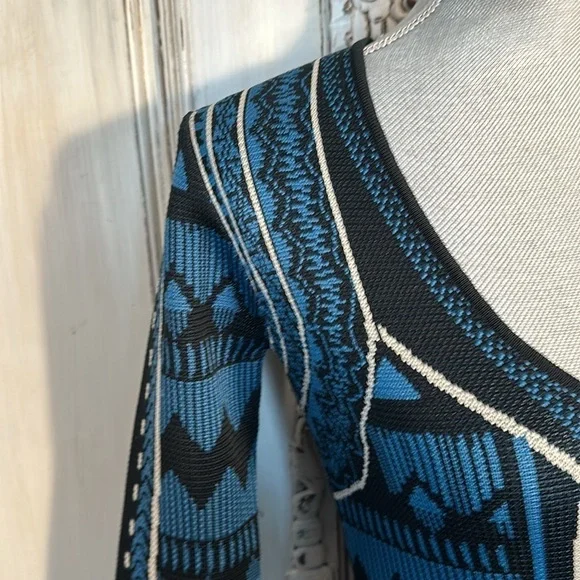 Jealous Tomato Geo Graphic Long Sleeve Deep V Neck Body con Knit Dress Size S - Picture 6 of 11